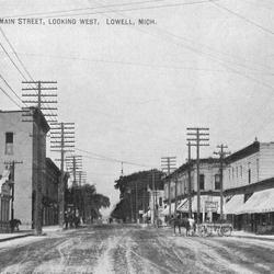 Postcard, 'Main Street, looking West'